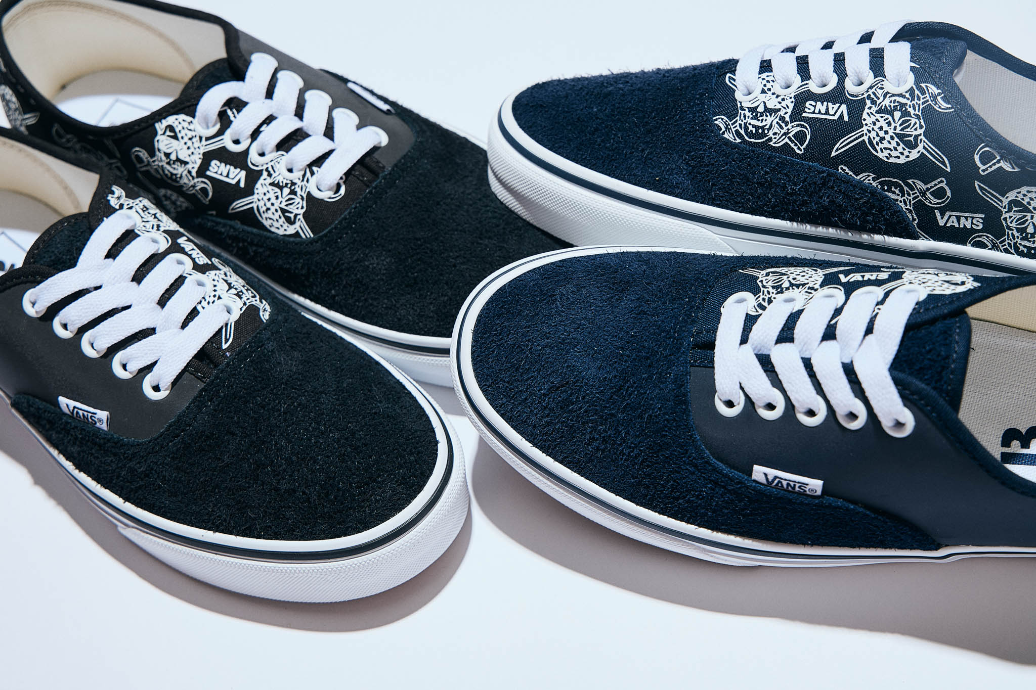 80〜90年代のVANSを彷彿させるBILLY