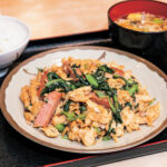 ゴーヤだけじゃない！ 沖縄に行ったら食べたいチャンプルー料理5選。